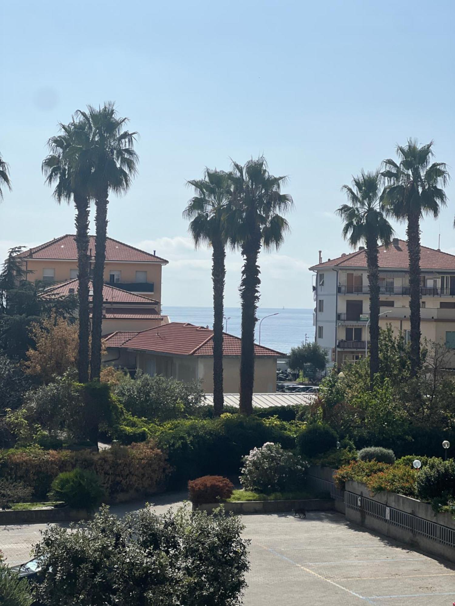 Appartement La Casa Di Alberto à Riva Ligure Extérieur photo